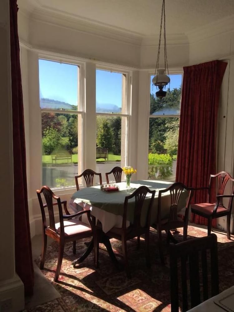 Whitchester Christian Guest House 36/50
