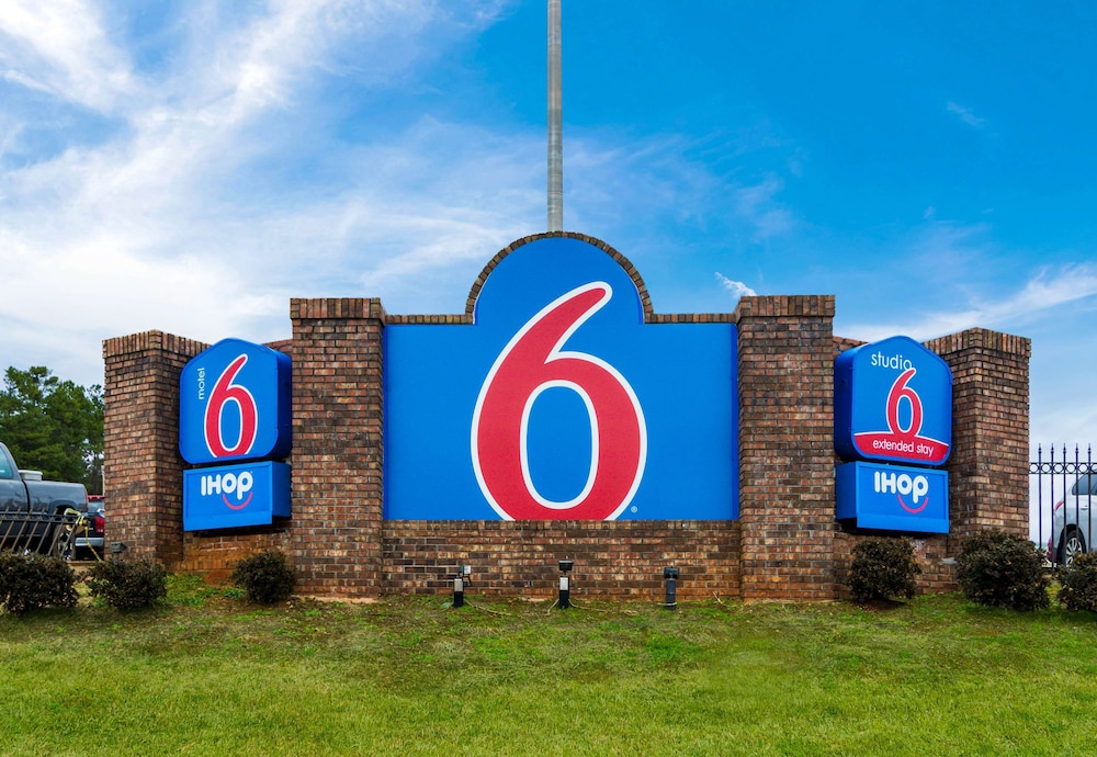 Studio 6 Extended Stay - Lagrange, GA 50/50