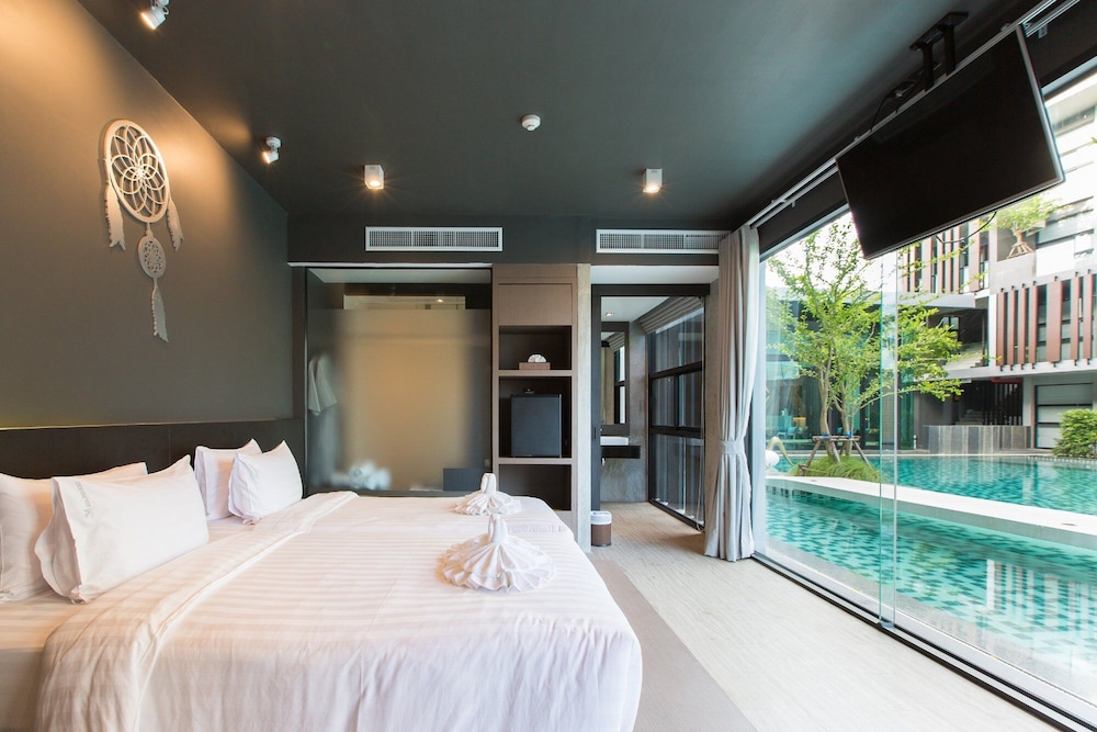 Maya Phuket Hotel 20/50