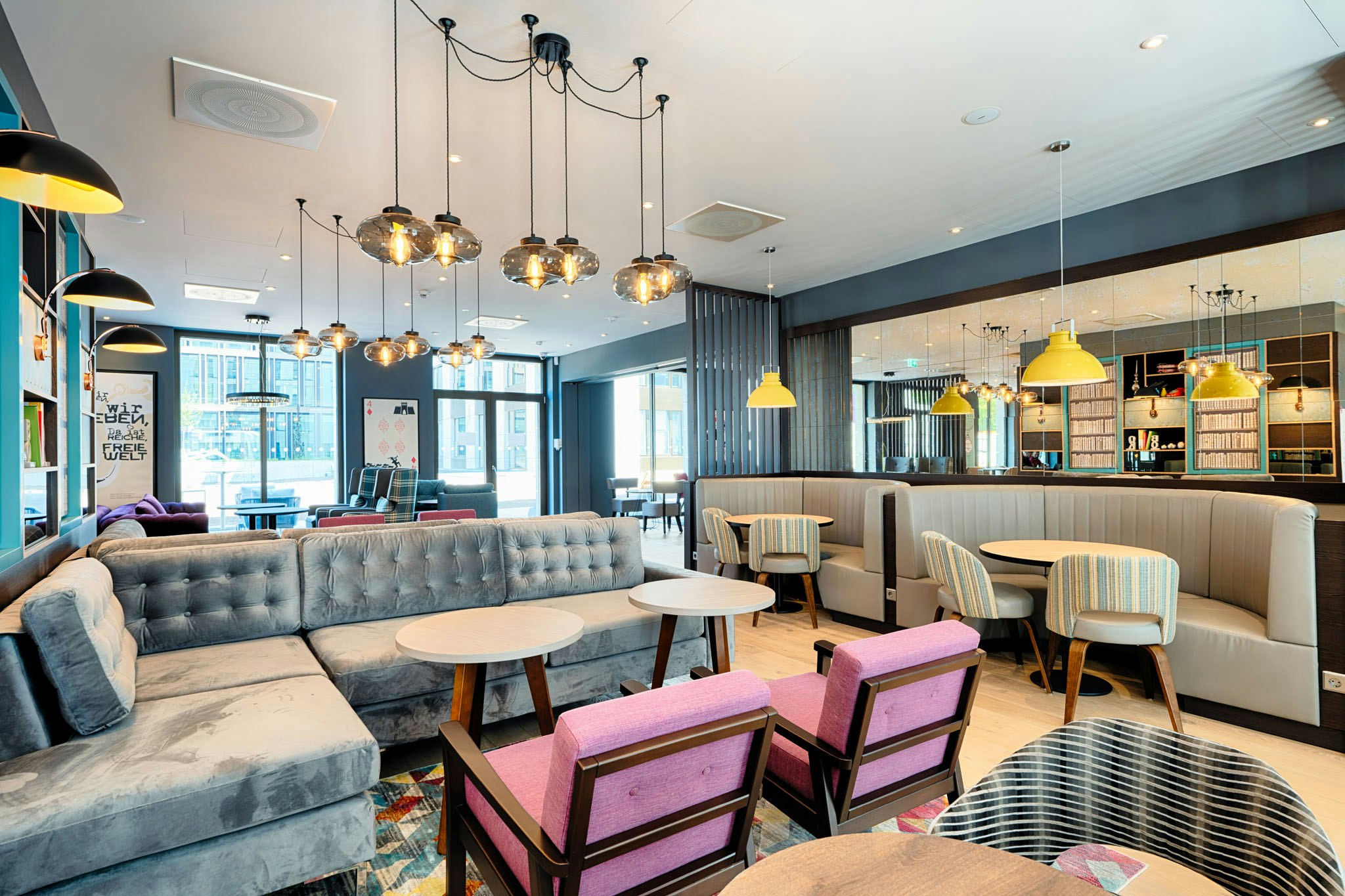 Premier Inn Darmstadt City Centre 32/45