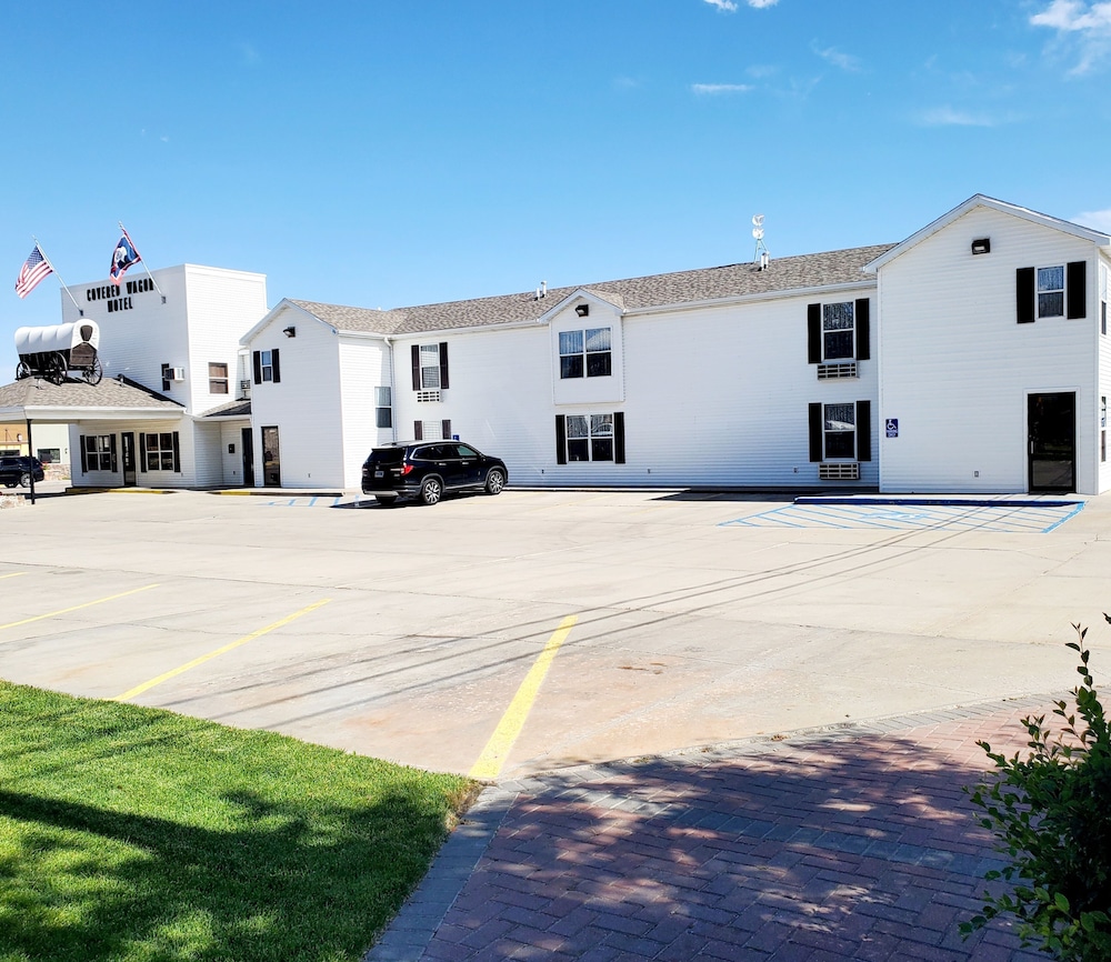 Covered Wagon Motel (ex Rodeway Inn Lusk) 37/50