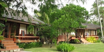 Suan Ban Krut Beach Resort 9/66