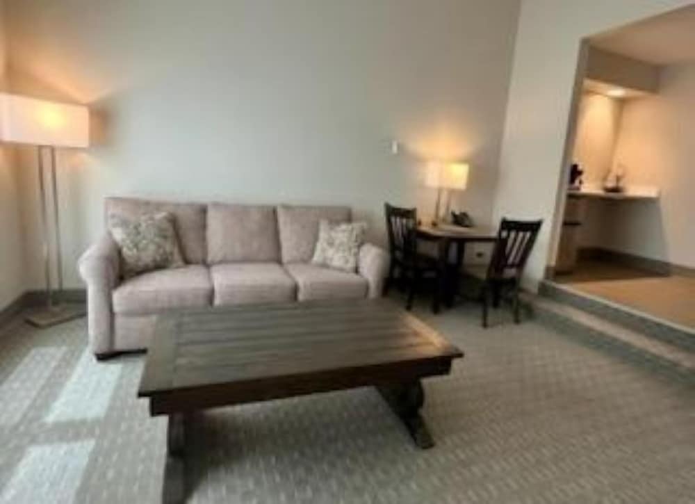 Lone Tree Golf Club And Hotel 35/55