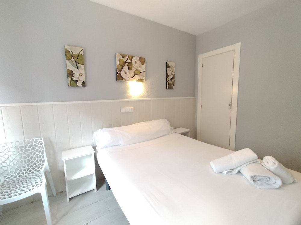 Hostal Albero 10/26