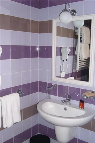 Room, Twin Beds