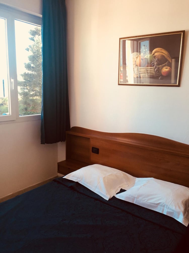 Hotel Sampiero 7/21