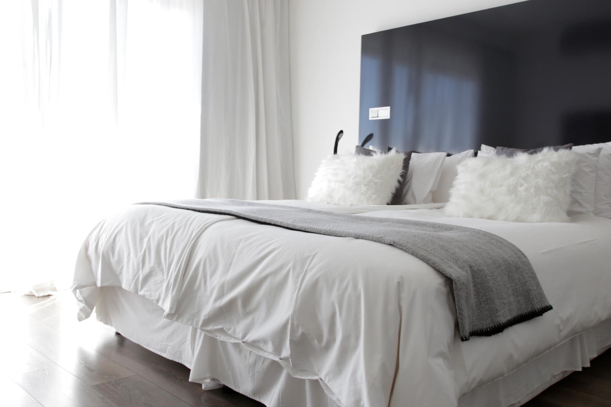 Deluxe, King Bed, Mountain View, Main Building