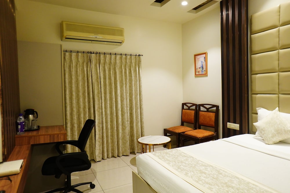 Hotel Annapoorna Residency 10/30