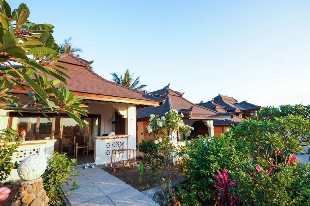 Rinjani Lodge 42/46