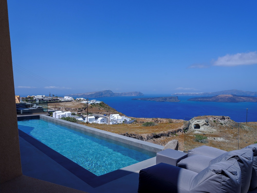 Kalestesia Suites 104/120