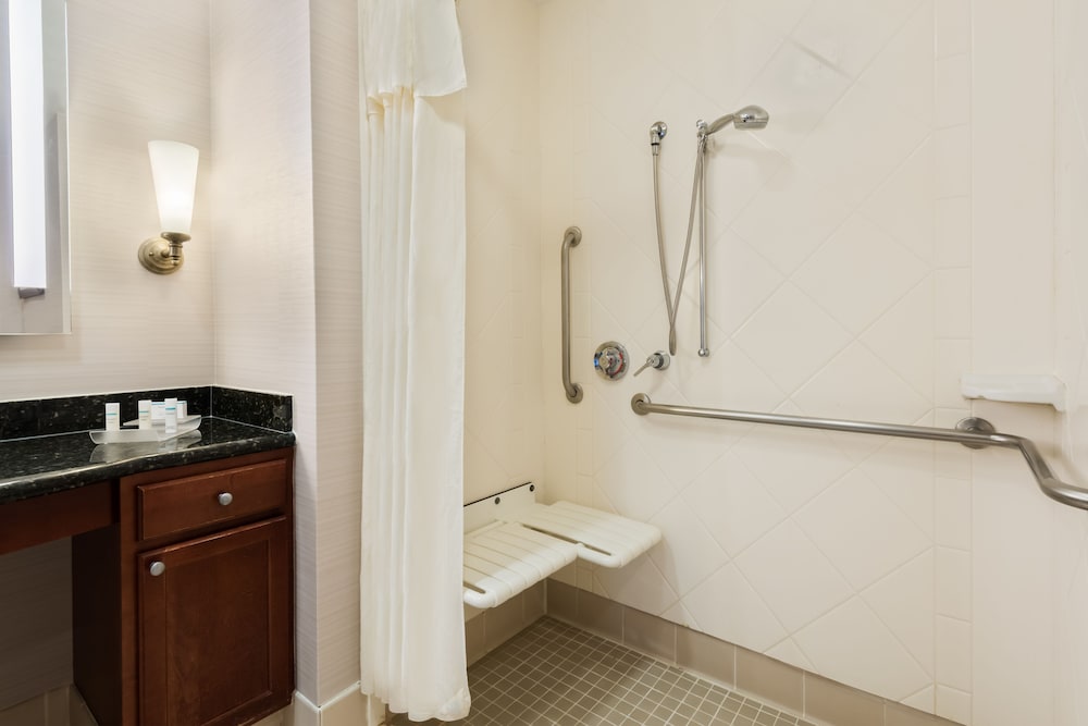 Homewood Suites by Hilton Gainesville 13/39