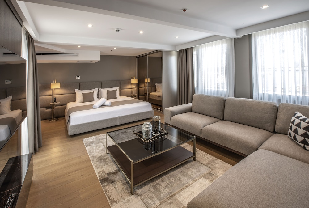 Valente Suites Hotel 23/30