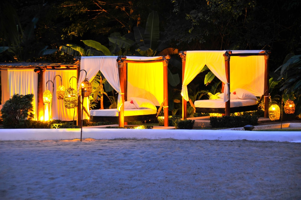 Pacifica Resort Ixtapa 2/72