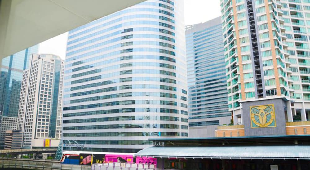 I Residence Hotel Silom in BANGKOK