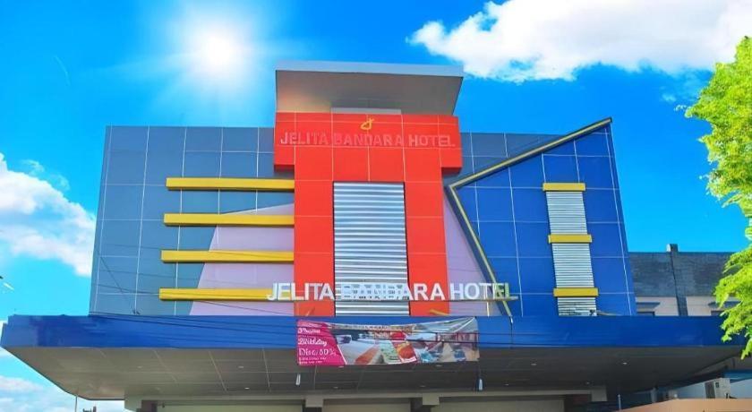 Jelita Bandara Banjarbaru 1/39