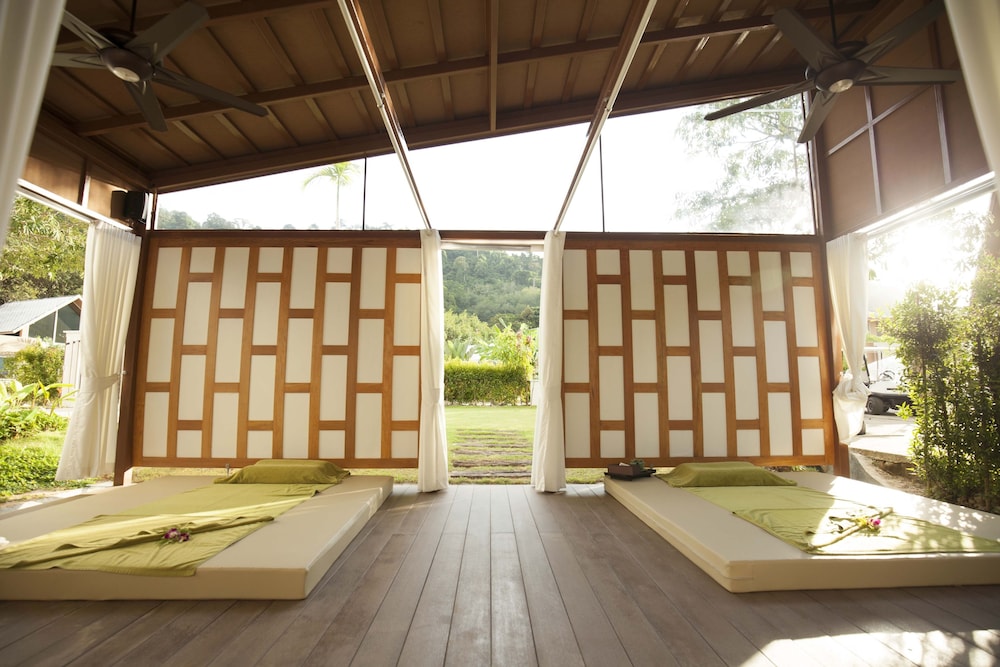 The Lifeco Phuket Well-Being Detox Center 40/83