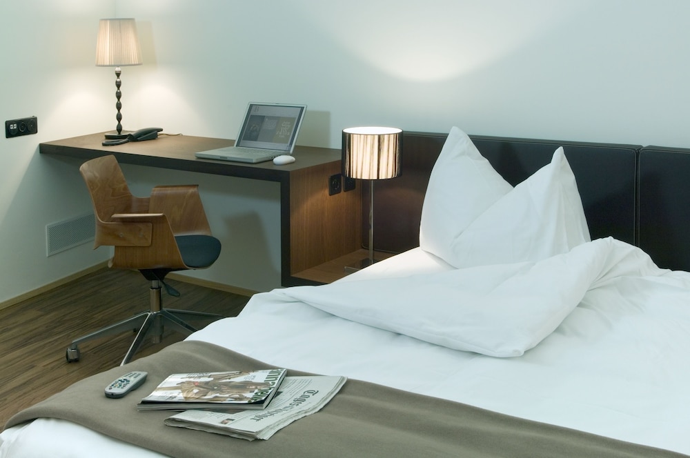 Blue City Hotel 14/63