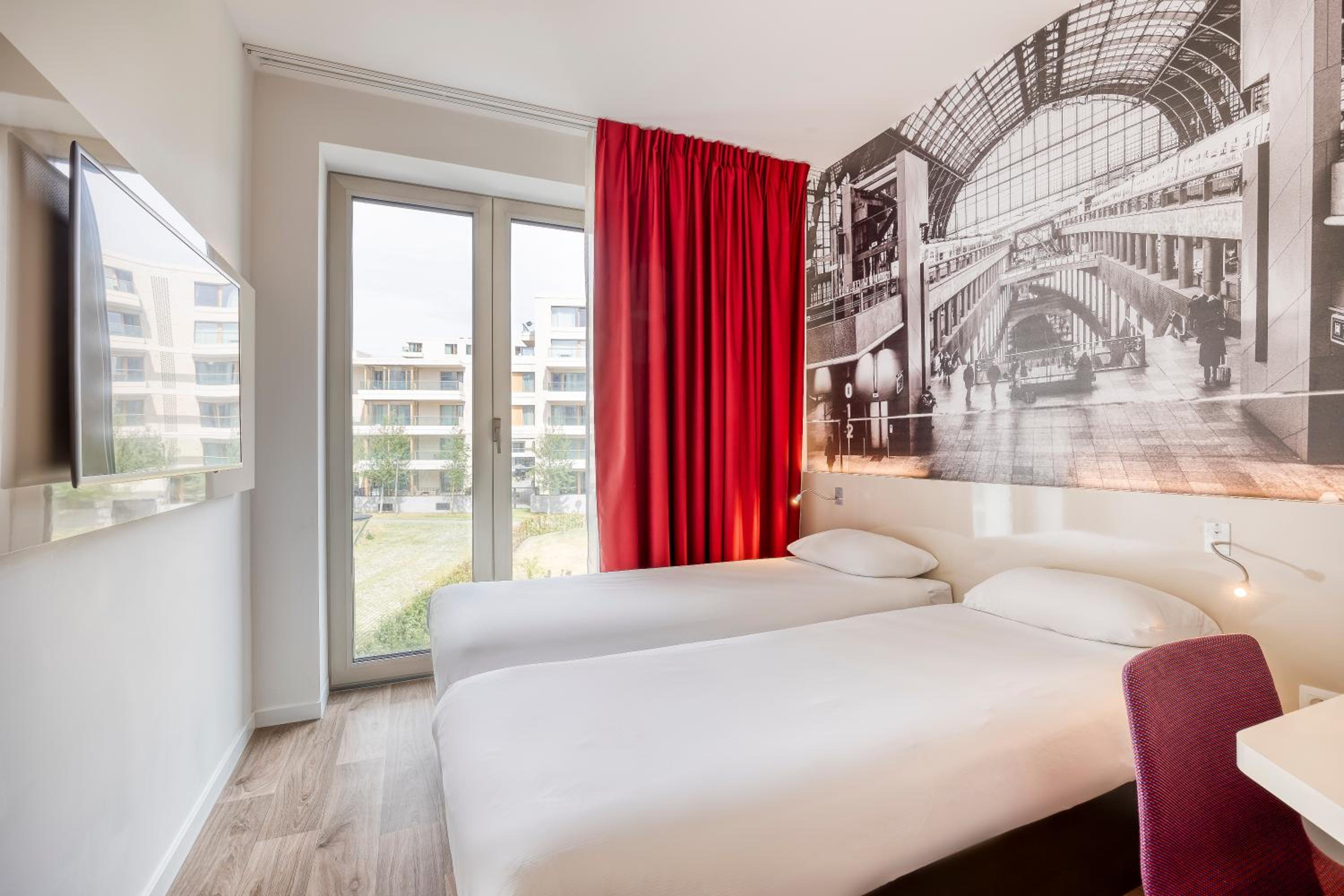 Standard, Single Bed