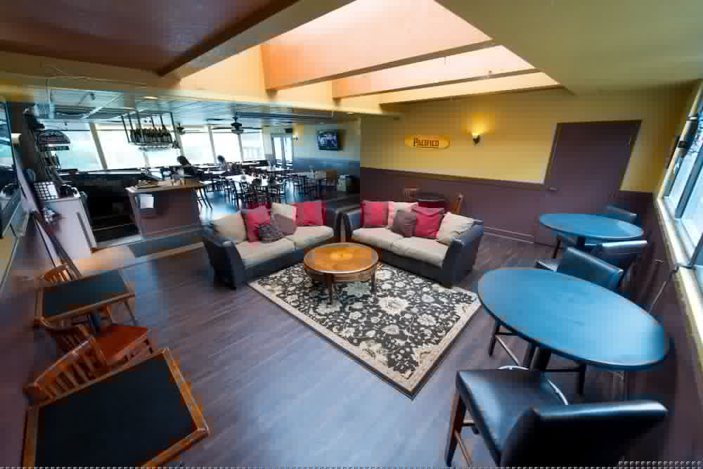 Ramada by Wyndham Juneau 40/61