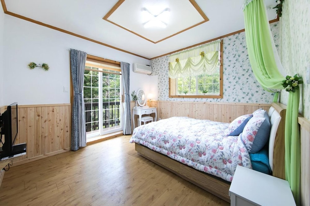 Pyeongchang Secret Garden Pension 9/50