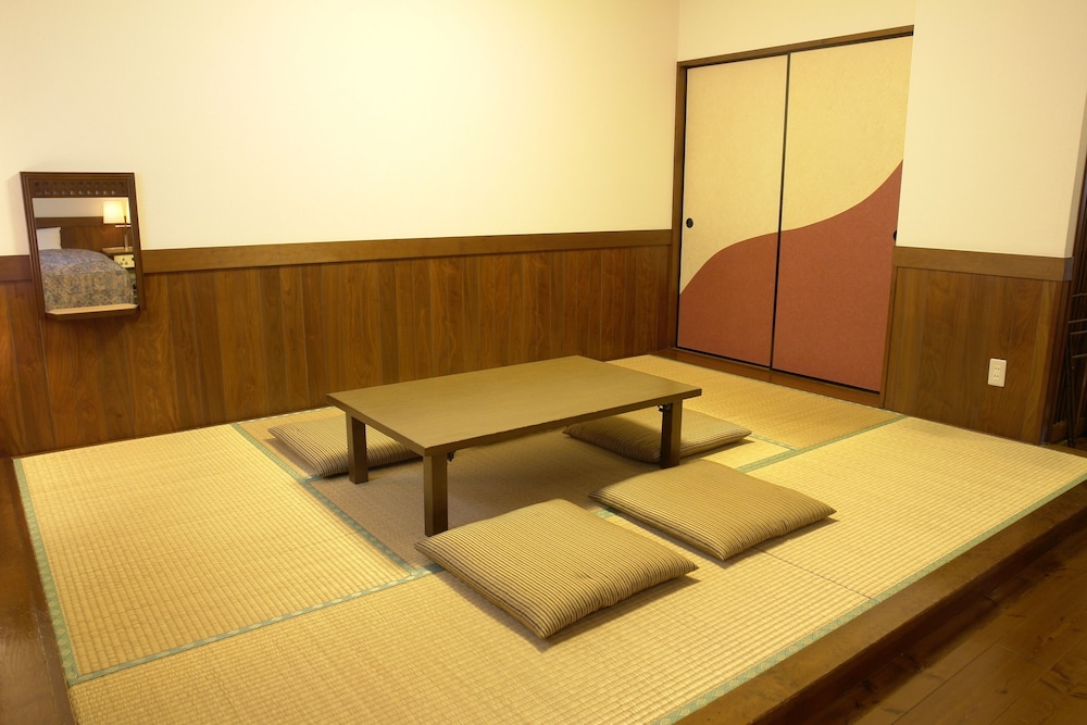 Rakuchin Hotel 31/43