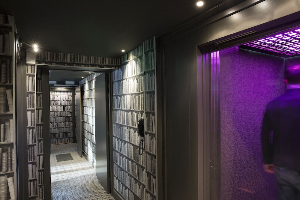 Hotel Les Plumes 30/52