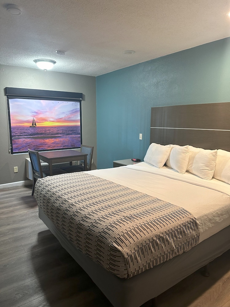 Hotel Palmeras Chula Vista (ex Vagabond Inn Chula Vista) 12/35