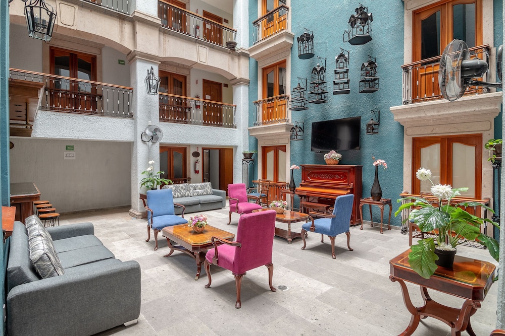 Hotel Santiago de Compostela 51/66