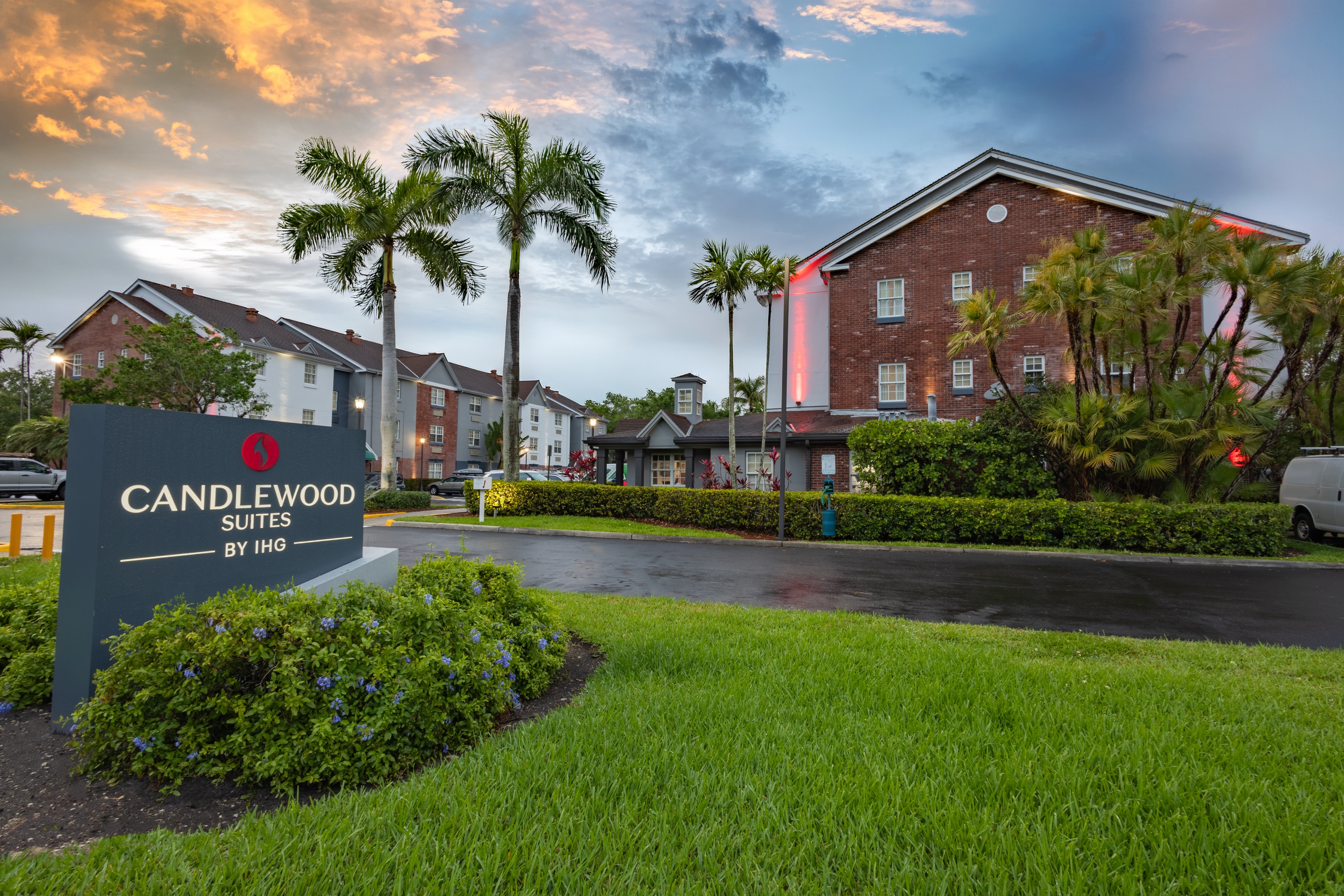 Towneplace Suites Miami Lakes 38/41