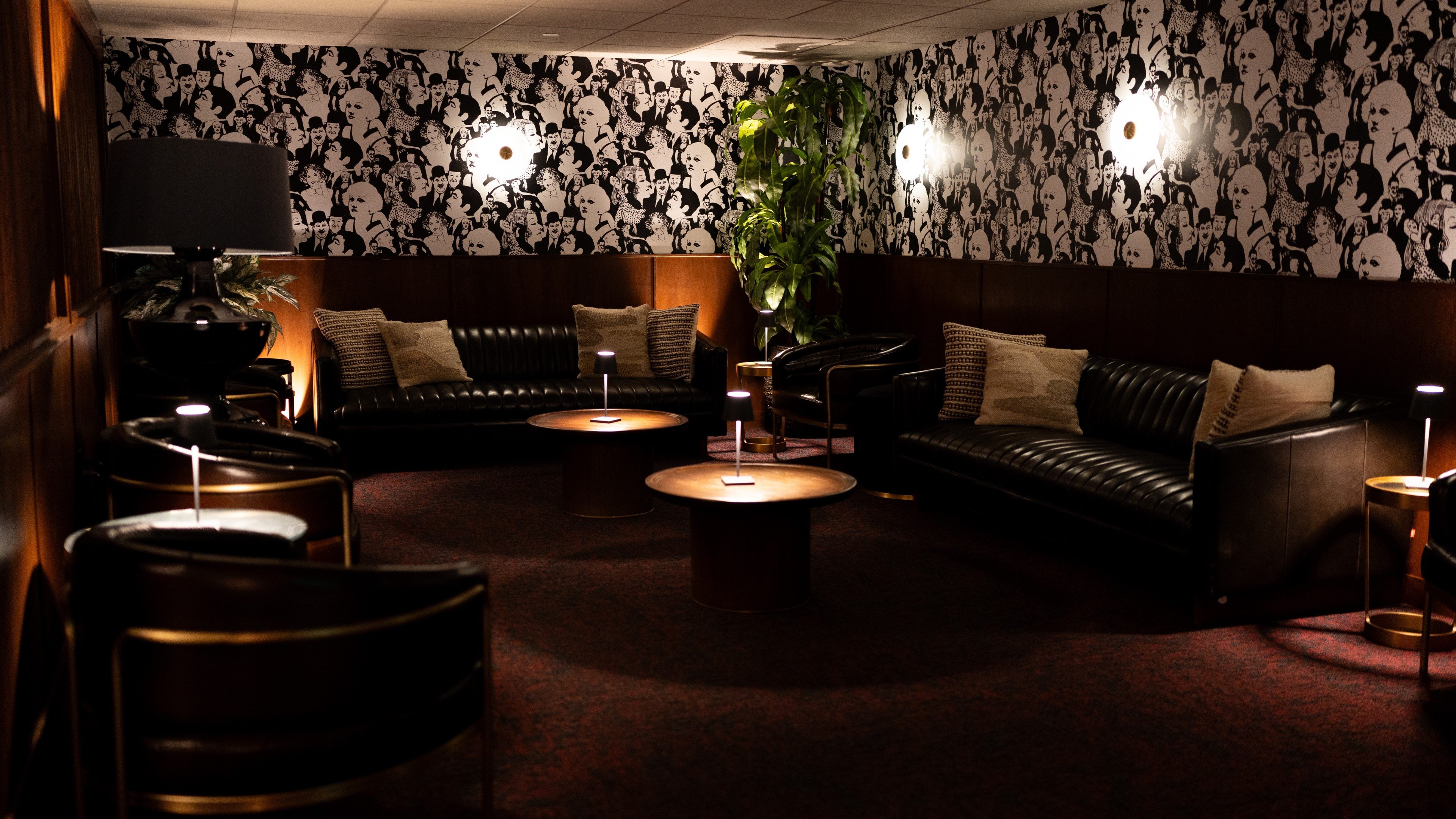 Hotel Indigo Minneapolis Downtown An Ihg Hotel Ex Crowne Plaza 41/66
