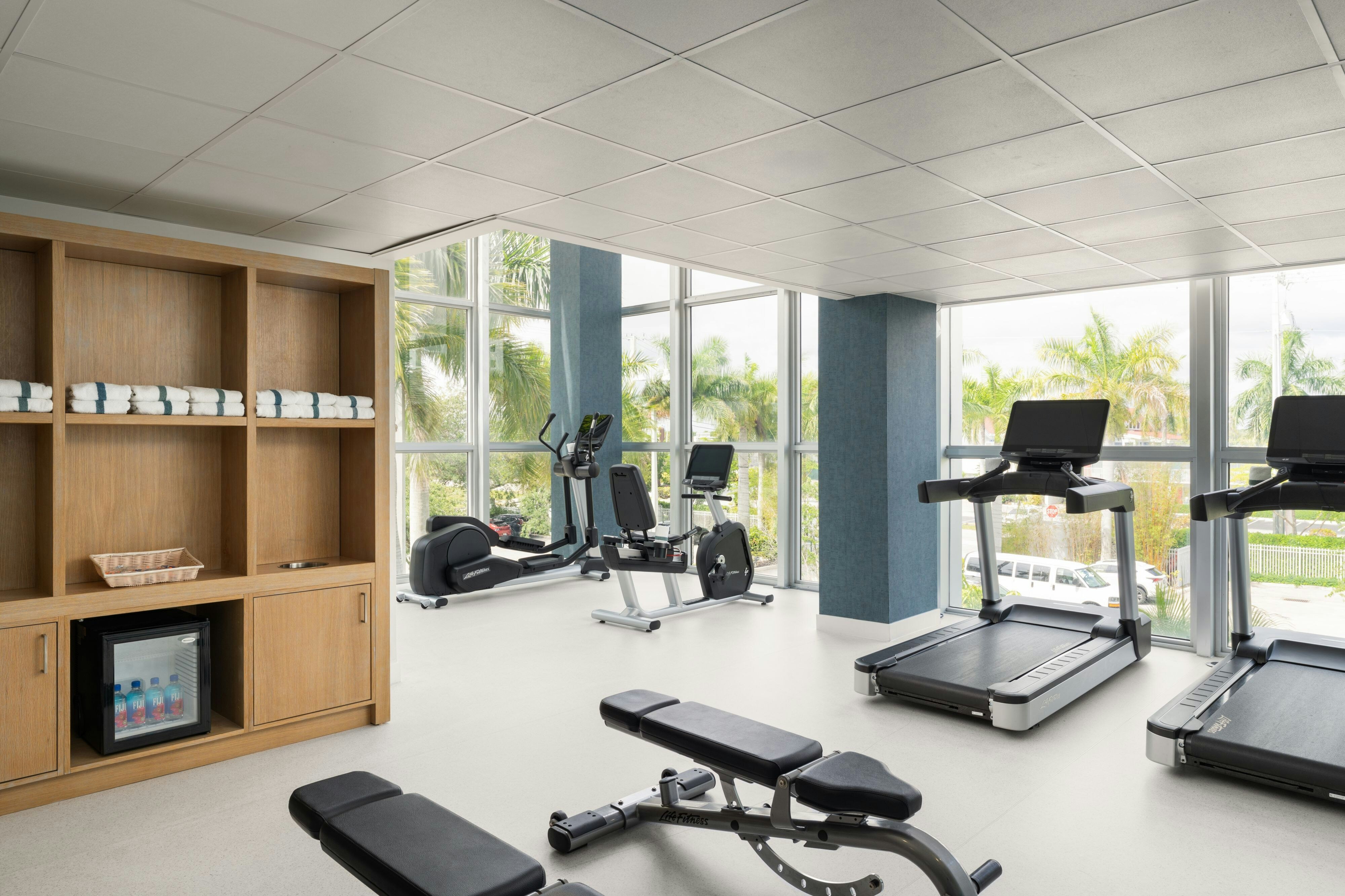 Maritime Hotel Fort Lauderdale Cruise Port 22/42