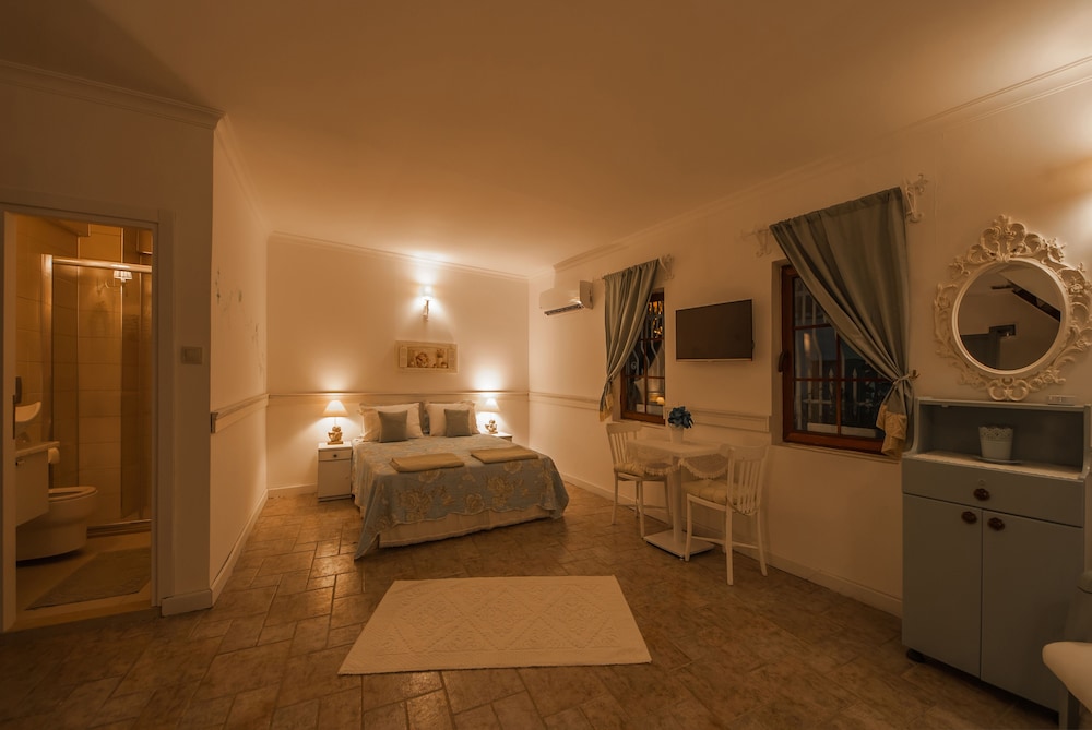 8 Oda Marmaris 24/50