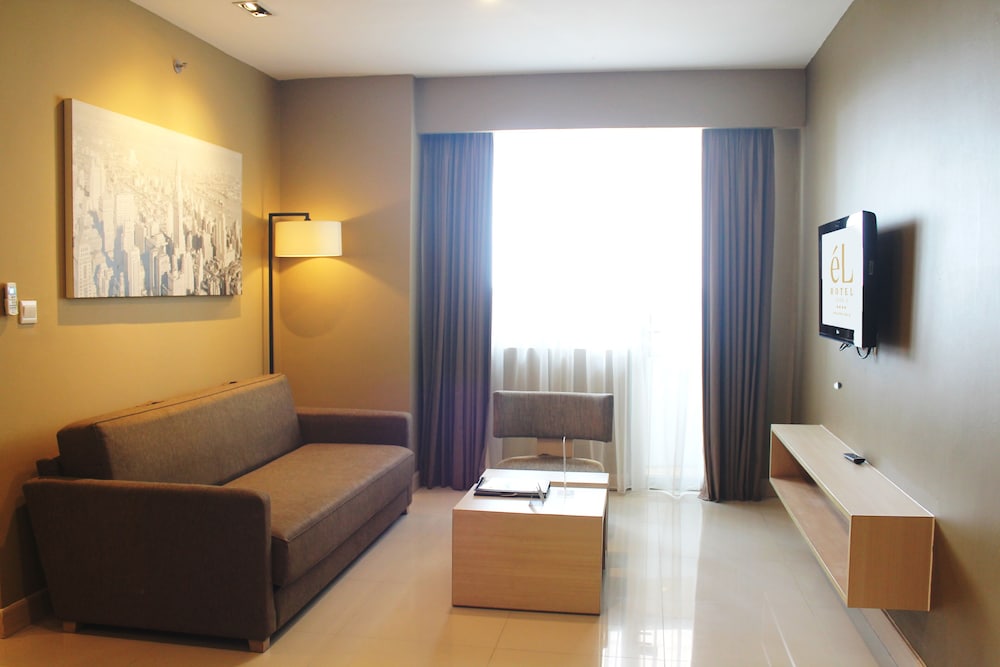 eL Hotel Jakarta 24/47