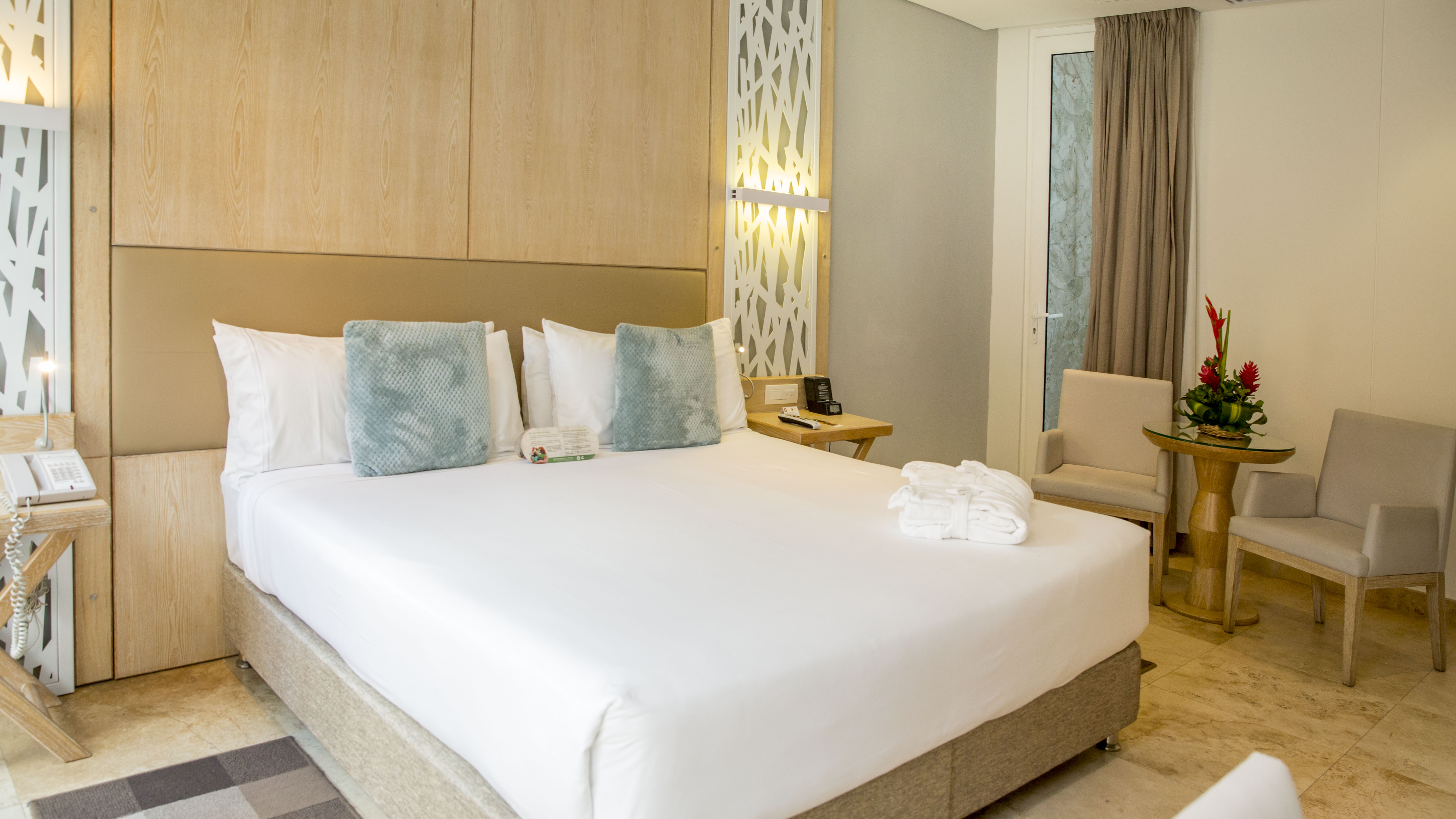 DOUBLE LUXURY