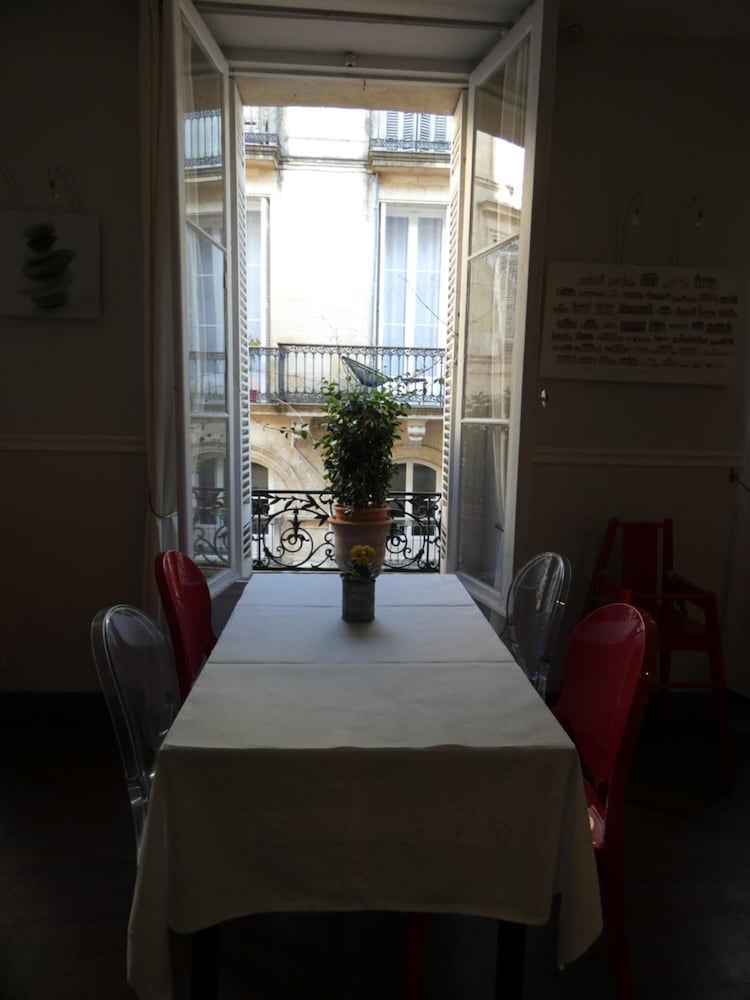 HOTEL DE FRANCE 34/73