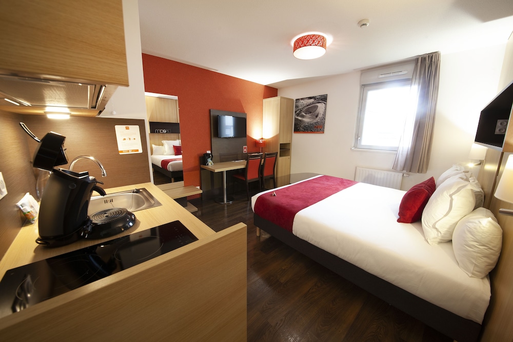Apparthotel Privilodges Carre de Jaude Clermont Ferrand 23/60