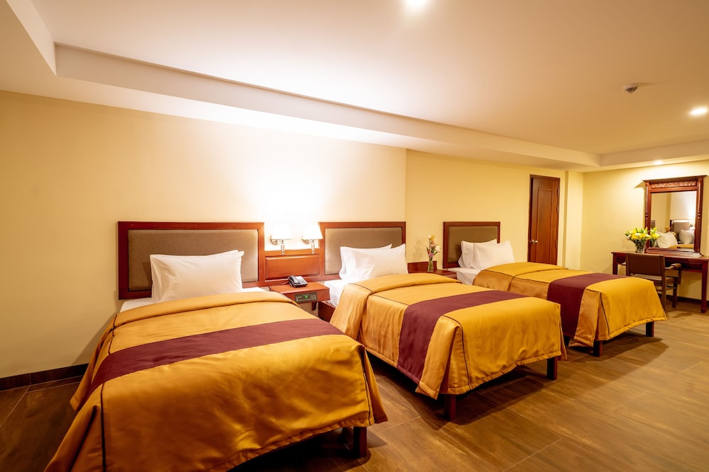 Hotel de la Renaissance 26/50