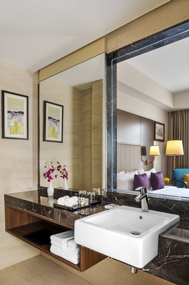 Vivanta Thiruvananthapuram 53/68