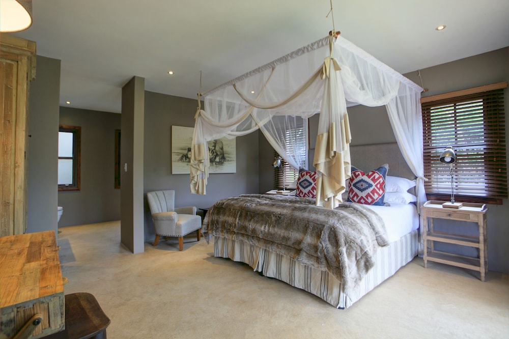 Bush Villas Self-Catering At Botlierskop 6/50