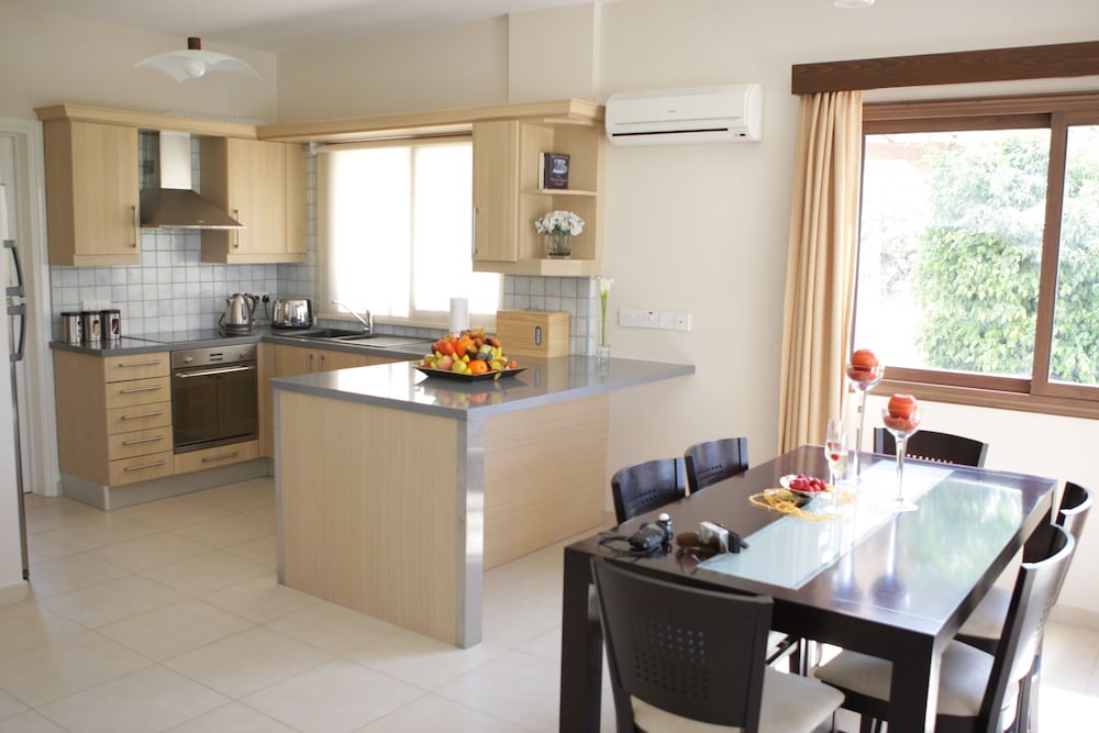 Vineland Holiday Villas 26/48