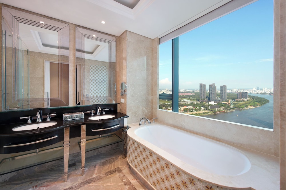 The Reverie Saigon Residential Suites 45/76