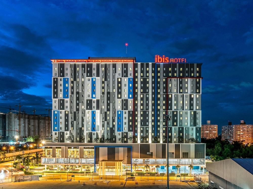 Ibis Bangkok Impact 2/75