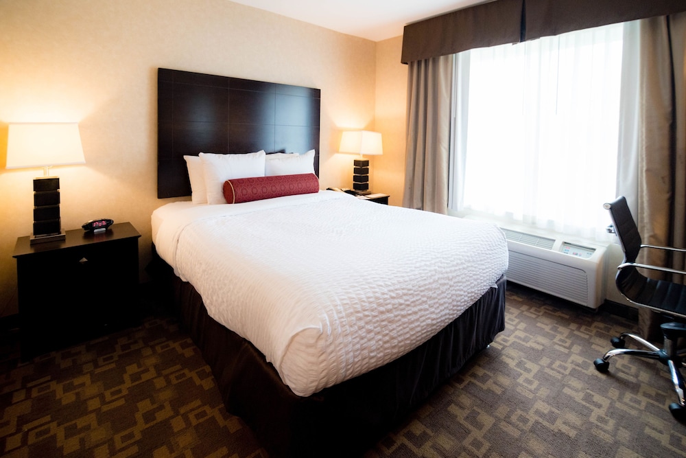 Clarion Inn Elmhurst - Oak Brook near I-88, I-290, I-294 6/43
