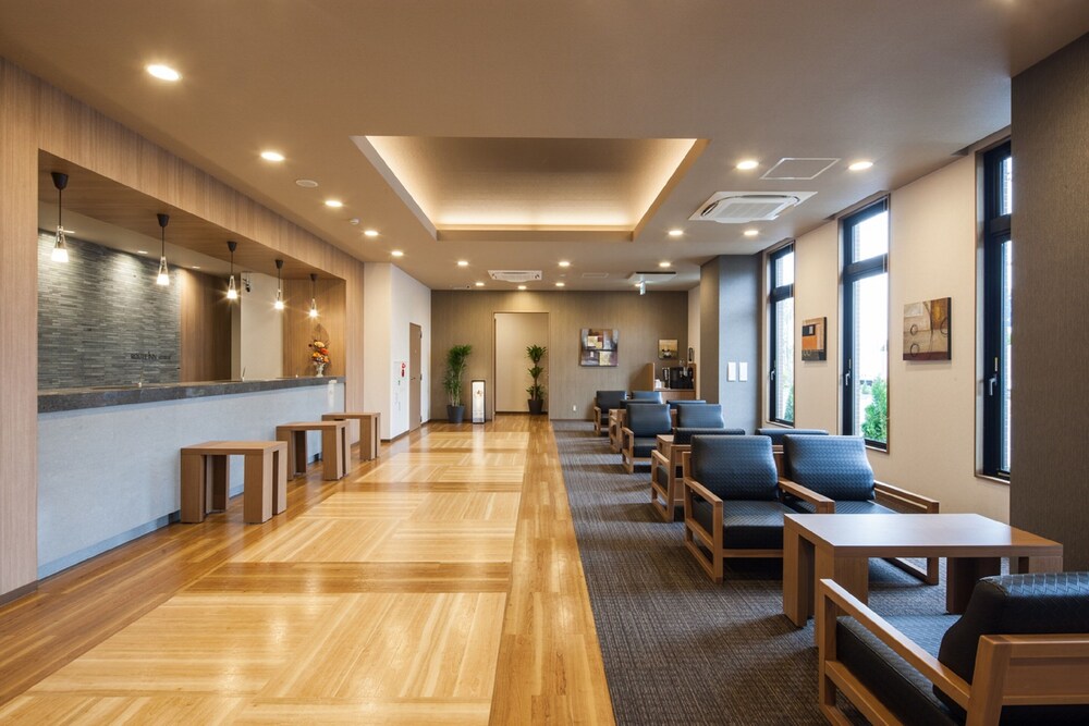 Hotel Route-Inn Isesaki Inter 37/46