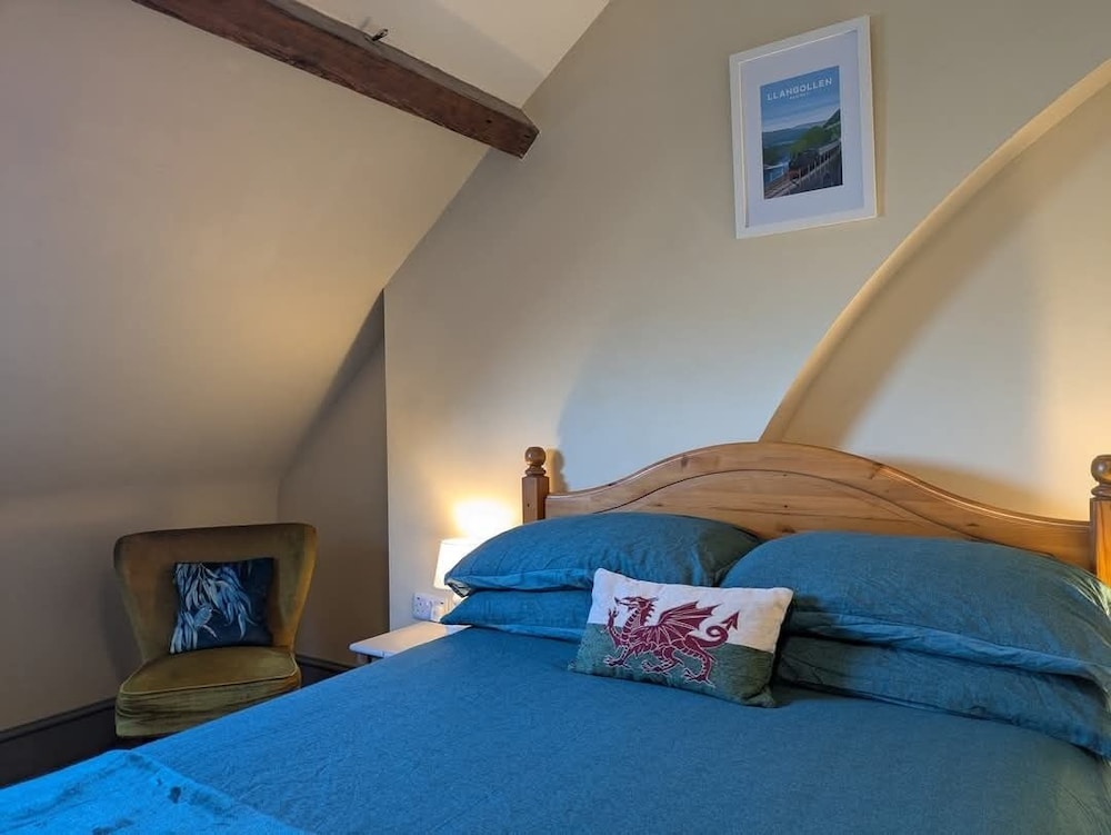 Llangollen Hostel 13/67