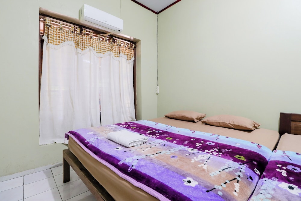 Nurudin House by ZUZU 16/50