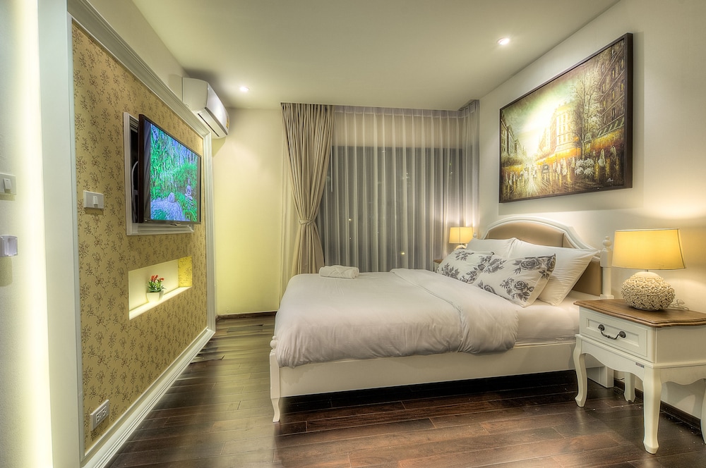 The Title Boutique Condotel 25/65