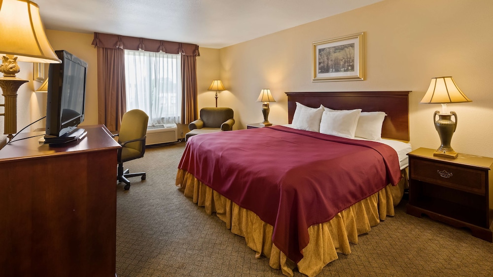 Best Western Penn-Ohio Inn & Suites 11/27
