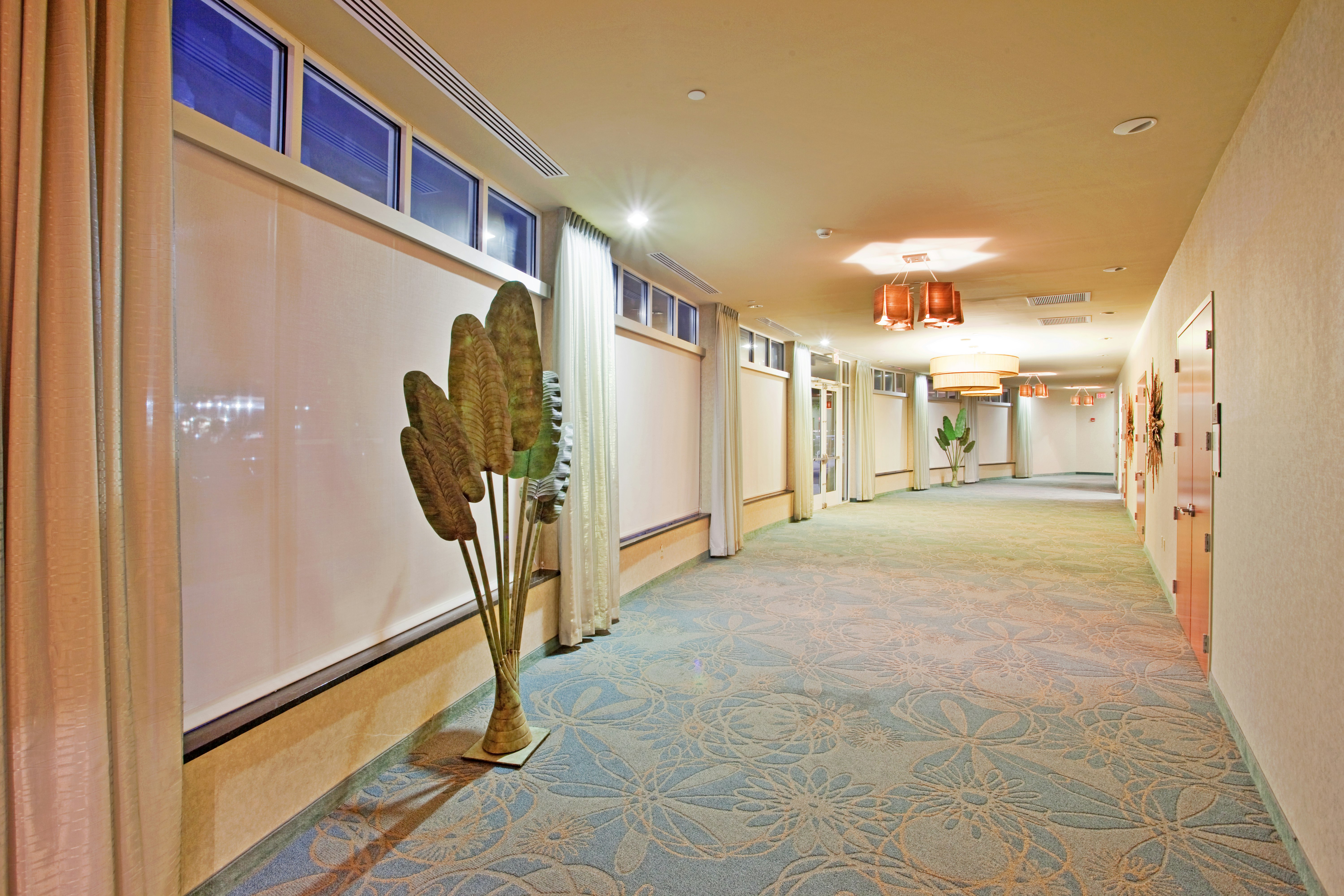 Holiday Inn & Suites Williamsburg-Historic Gateway 21/21