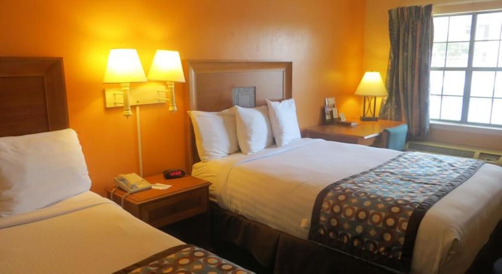 Americas Best Value Inn Austin University 10/32